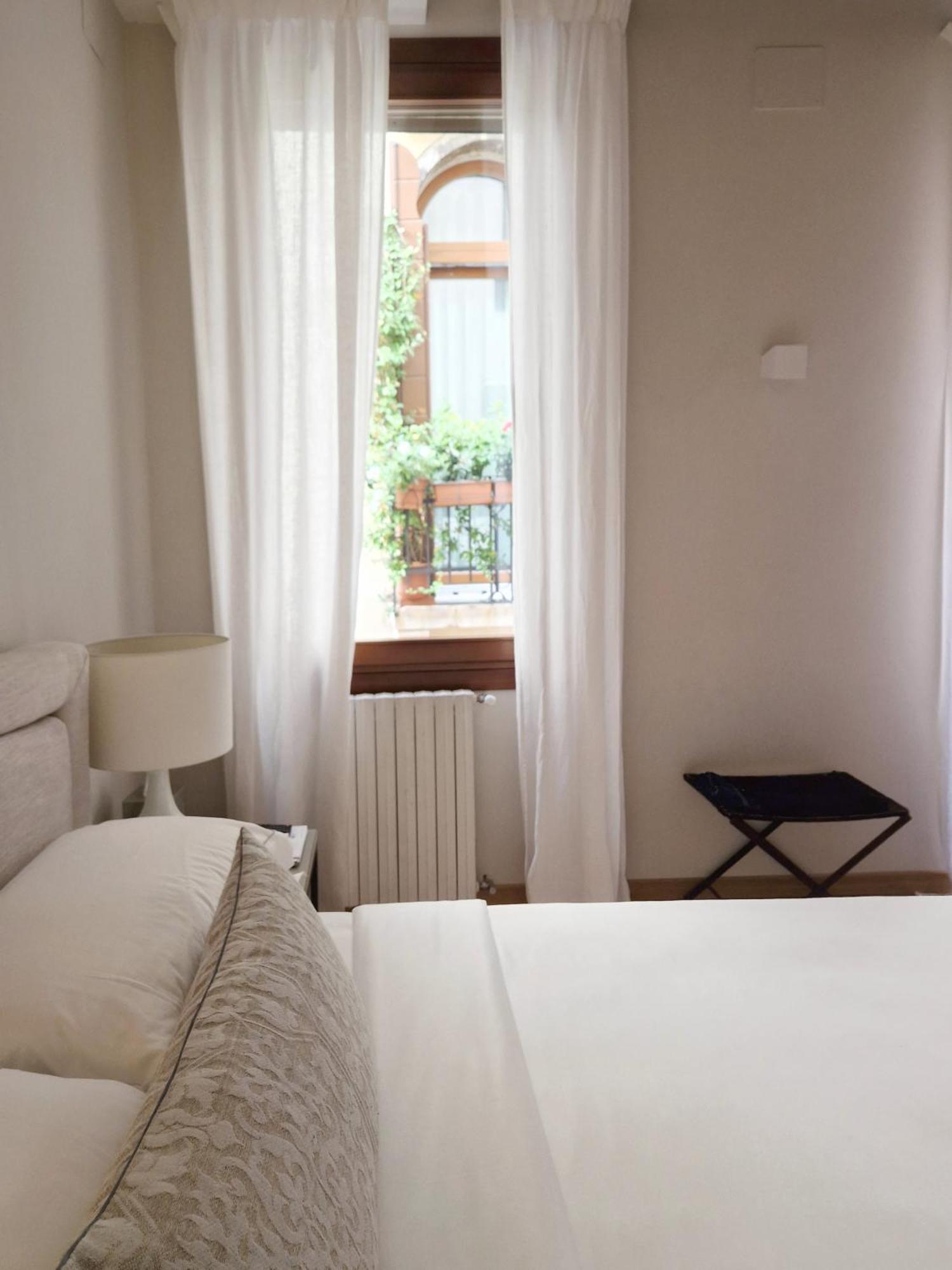 Primaluce Bed & Breakfast Venesia Bagian luar foto